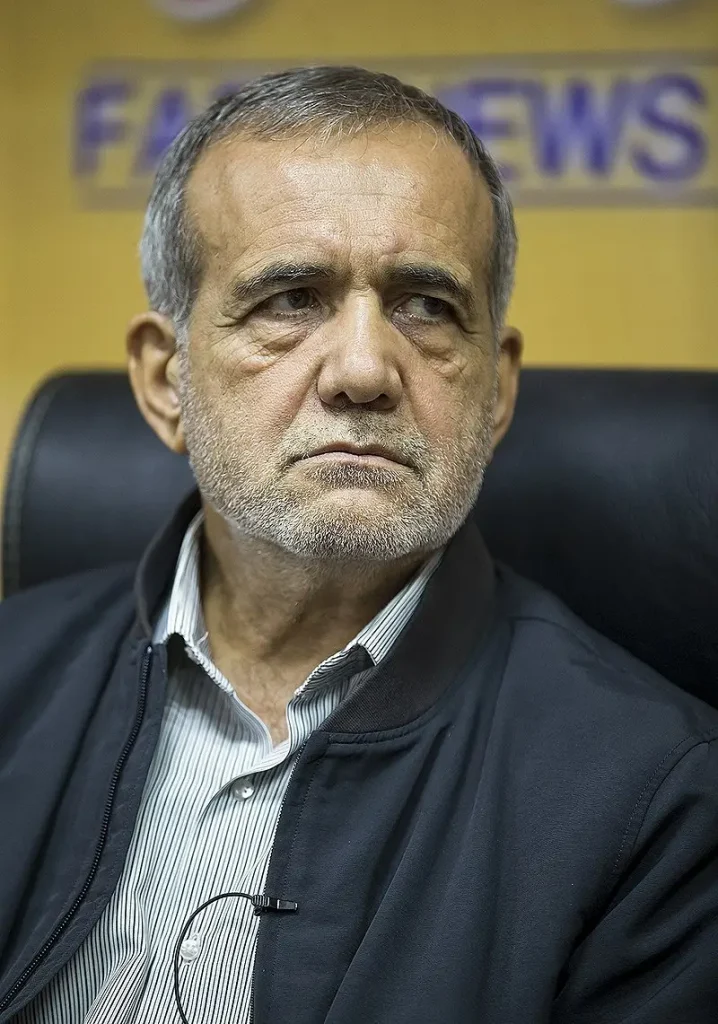 مسعود پزشکیان کاندیدای چهاردهمین انتخابات ریاست جمهوری ایران