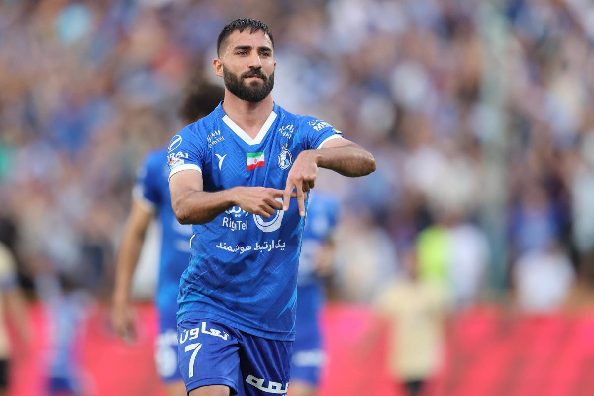 آیا مهرداد محمدی به پرسپولیس پیوست؟