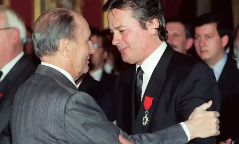 علت فوت و درگذشت آلن دلون چه بود؟