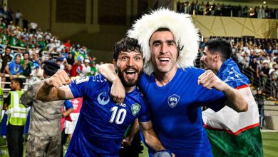 ماشاریپوف در فرودگاه در مسیر بازگشت به استقلال