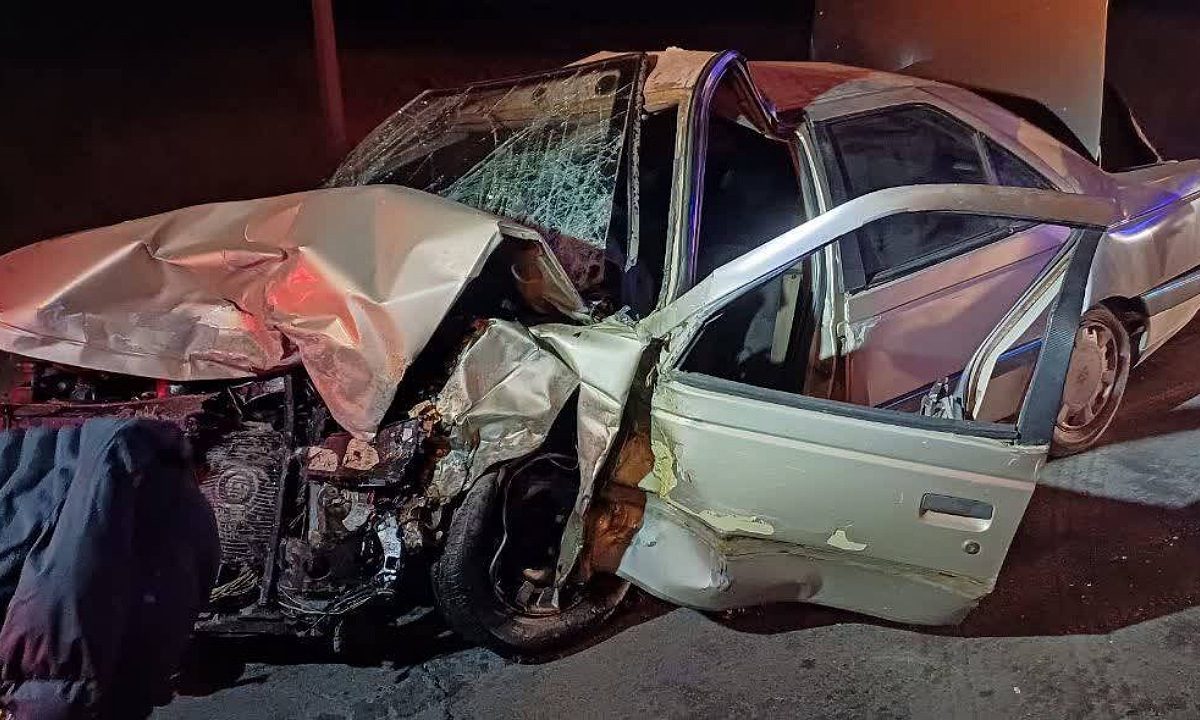 حادثه دلخراش تصادف زنجیره ای 5 خودرو در اتوبان تهران قم حادثه دلخراش تصادف زنجیره ای 5 خودرو در اتوبان تهران قم