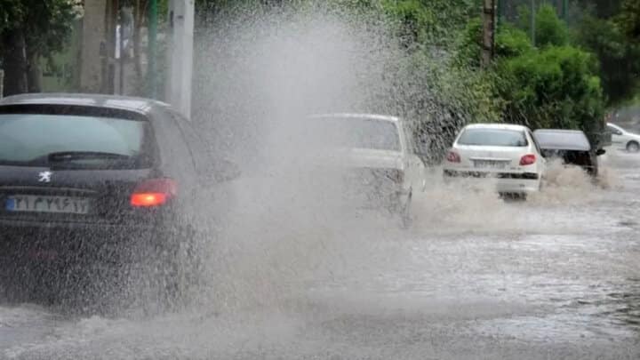 تصویر بارش برف و وزش باد در مناطق کوهستانی استان تهران