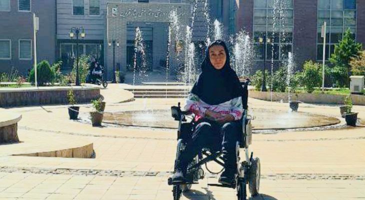 بانوی ورزشکار معلول و توان‌خواه استان سمنان که امسال موفق شد نشان نقره مسابقات بین‌المللی قزاقستان را در رشته بوچیا کسب کند، چه کسی است؟