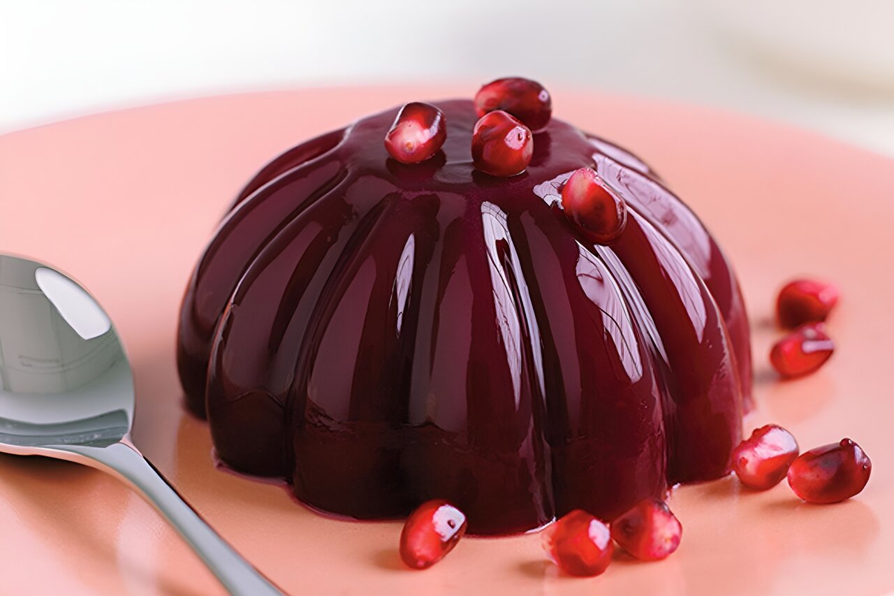 آیا خوردن ژله باعث چاقی صورت میشود؟ آیا خوردن ژله باعث چاقی صورت میشود؟