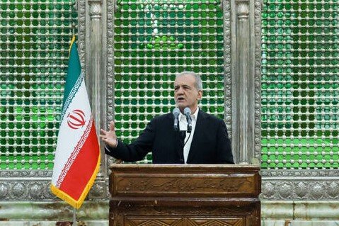 شاهد تجربه‌های تلخ اخیر نبودیم اگر... | بارها به من گفته‌اند از این حرف‌ها نزن، از کدام حرف‌ها بزنم؟