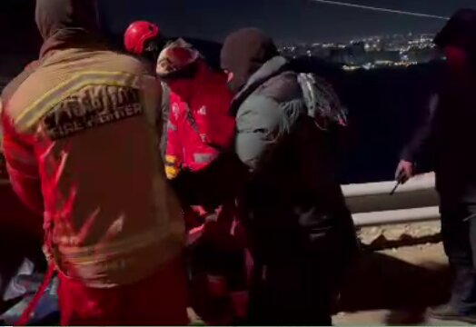 سقوط پژو ۲۰۶ به عمق دره در بزرگراه خرازی + ویدئو | وضعیت خودرو متلاشی را ببینید سقوط پژو ۲۰۶ به عمق دره در بزرگراه خرازی + ویدئو | وضعیت خودرو متلاشی را ببینید