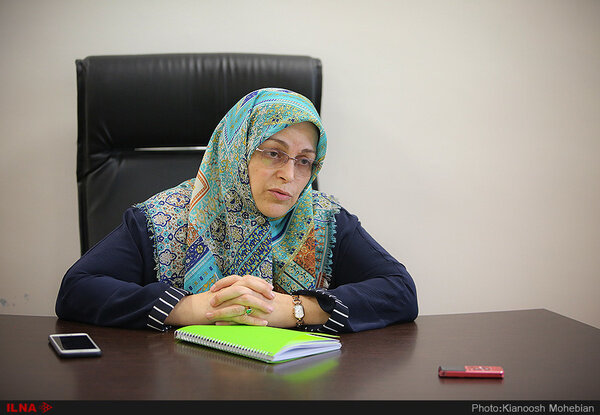 آذر منصوری بازداشت شد