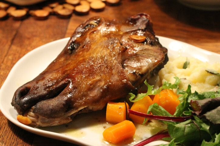 نکات طلایی در تمیز کردن و پخت کله پاچه؛ غذای محبوب تهرونی ها نکات طلایی در تمیز کردن و پخت کله پاچه؛ غذای محبوب تهرونی ها