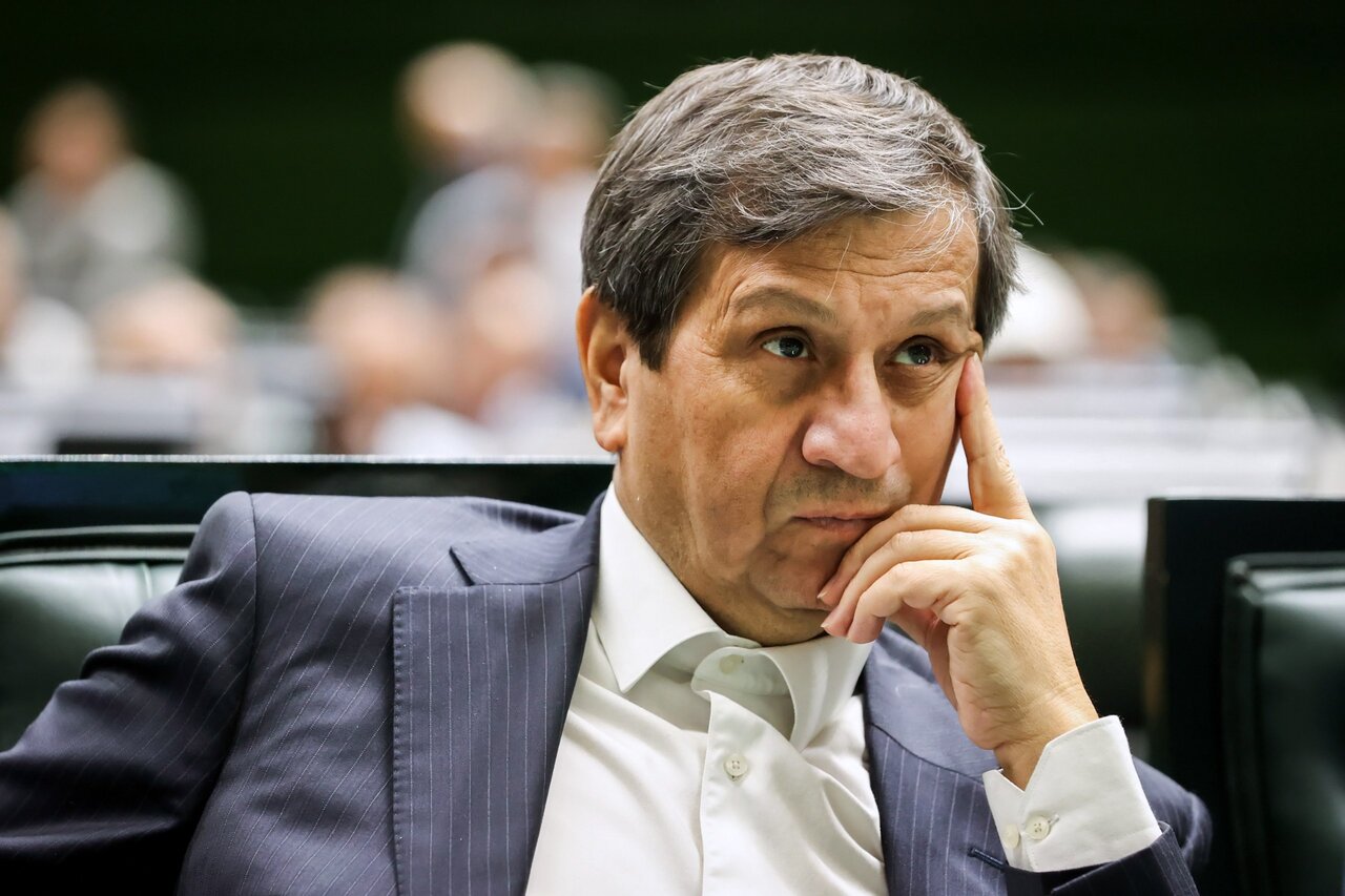 سیگنال سنگین همتی به بازار ارز+ جزئیات سیگنال سنگین همتی به بازار ارز+ جزئیات