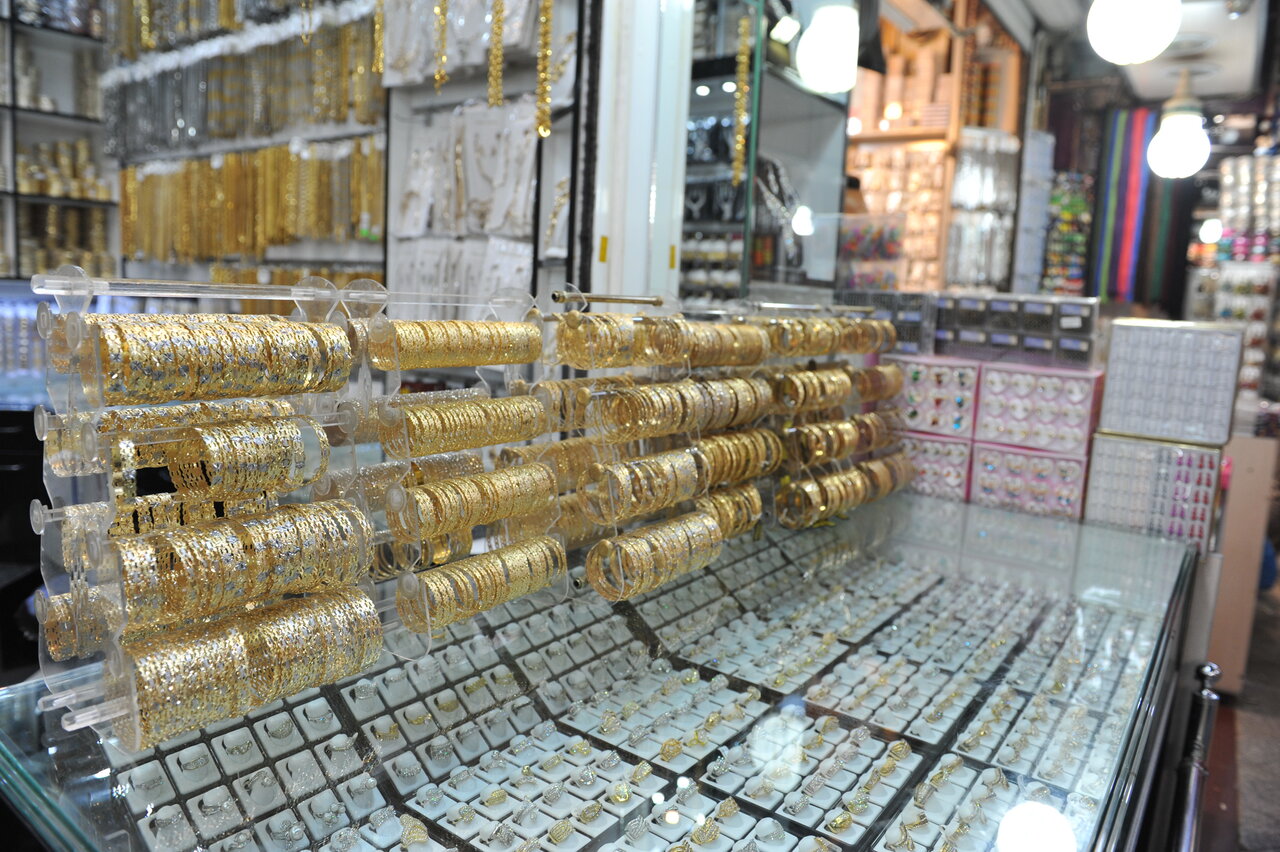 نیم‌سکه ۱۰۲ میلیون تومان شد؛ طلای ۱۸ عیار چه تغییری کرد؟ | جدول قیمت ها