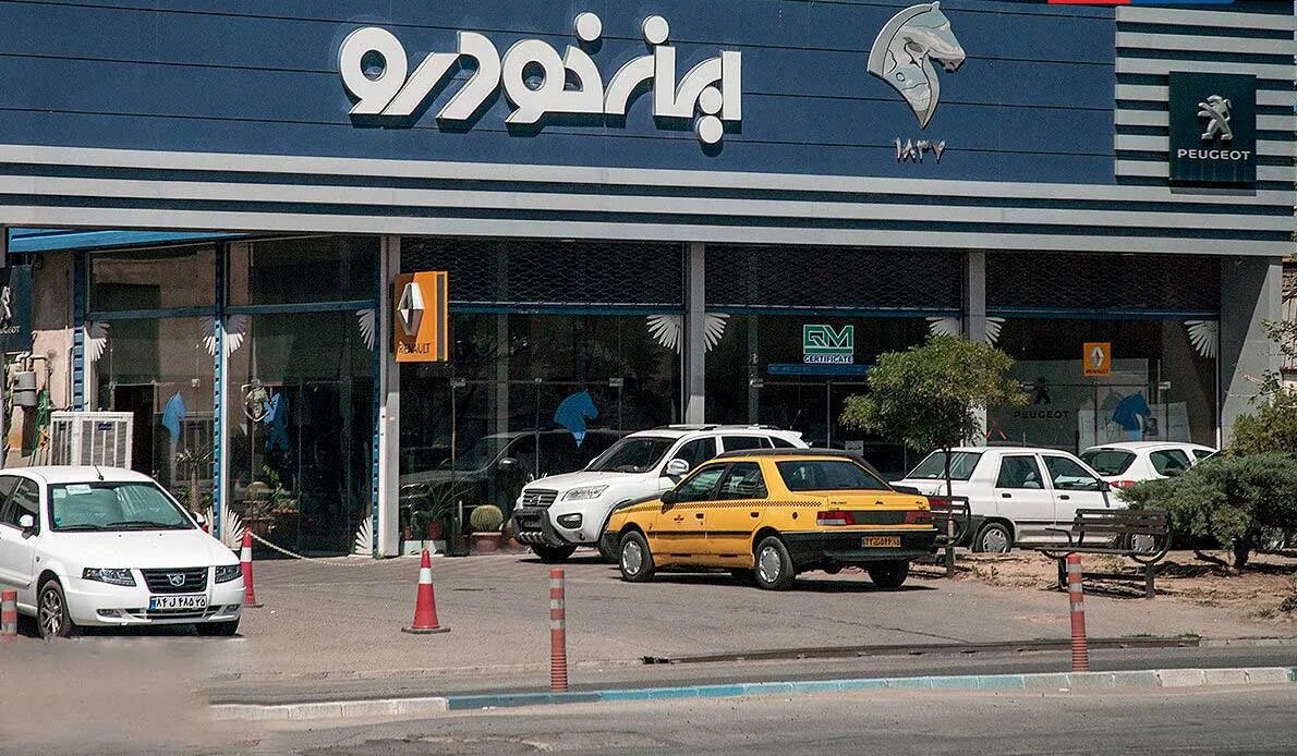 ایران خودرو بالاخره قیمت ها را اصلاح کرد؛ قیمت ۲۰۷، تارا، سورن و ری را چقدر گران شد؟ + جزئیات