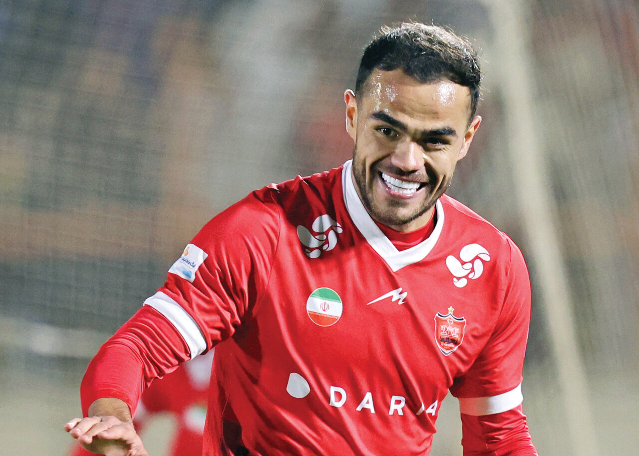 گران‌ترین فوتبالیست ایران در پرسپولیس | دو میلیون یورو برای ستاره درخشان