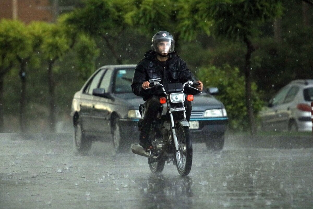بارش باران و برف امروز هم ادامه دارد؟ | ورود سامانه بارشی جدید از شنبه به این مناطق کشور