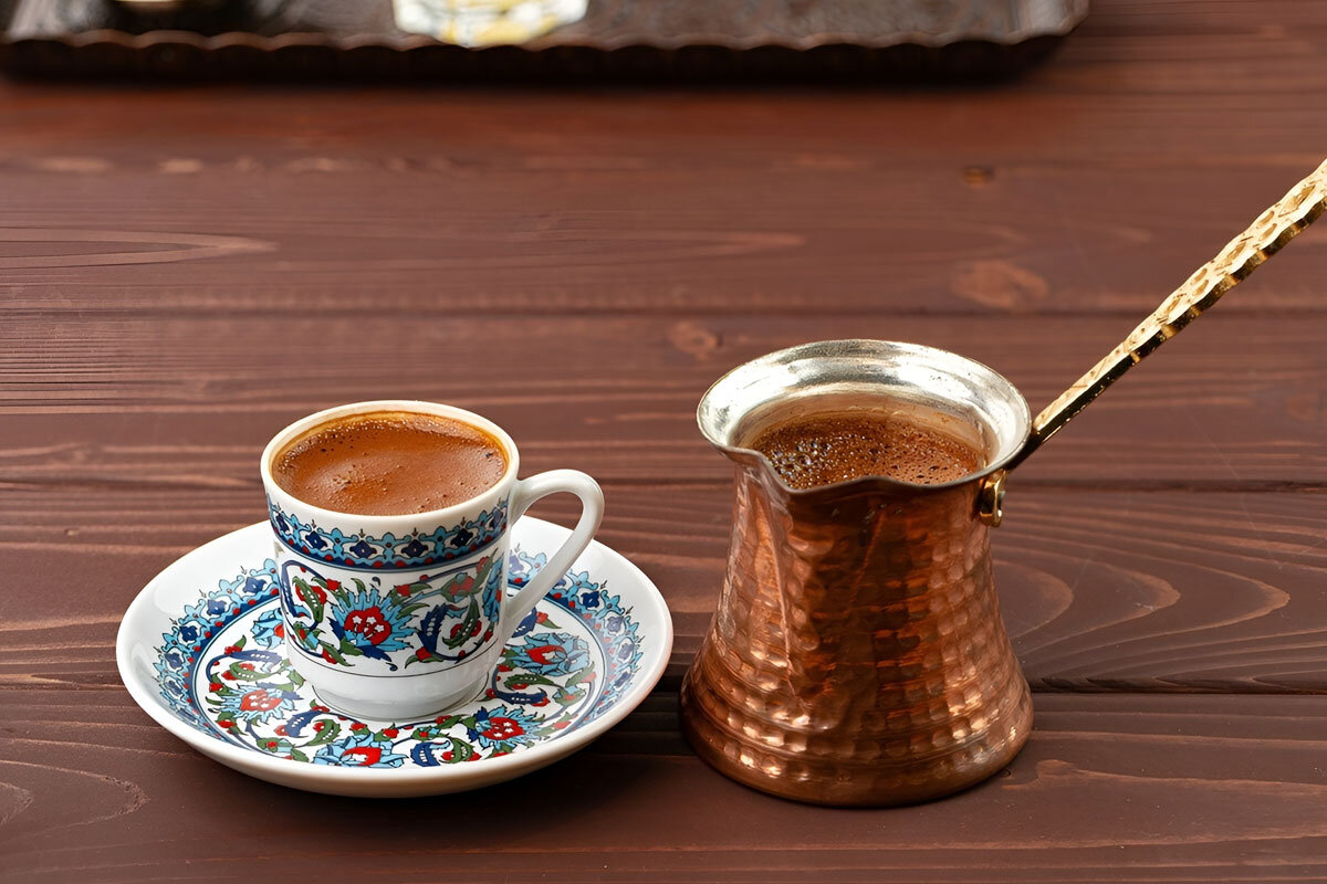 روزه‌داران بعد از افطار می‌توانند قهوه بخورند؟ | یک توصیه به افرادی که مشکل خواب دارند