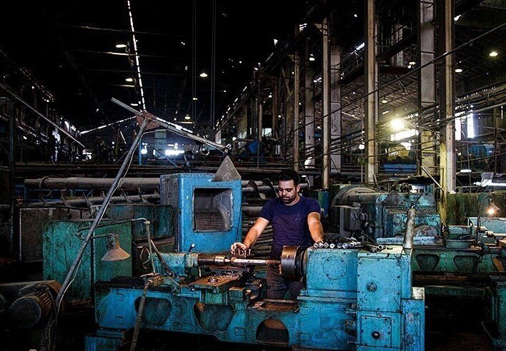 پیشنهاد جدید برای تعیین دستمزد | شکاف مزد و معیشت پر می‌شود؟