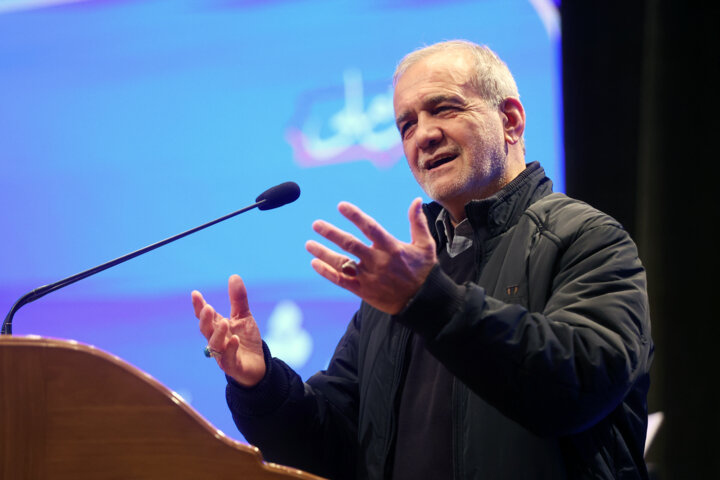 پزشکیان: وقتی توانمندی‌های کشور را می‌بینیم، غبطه می‌خوریم که چرا کم پشتیبانی کرده‌ایم