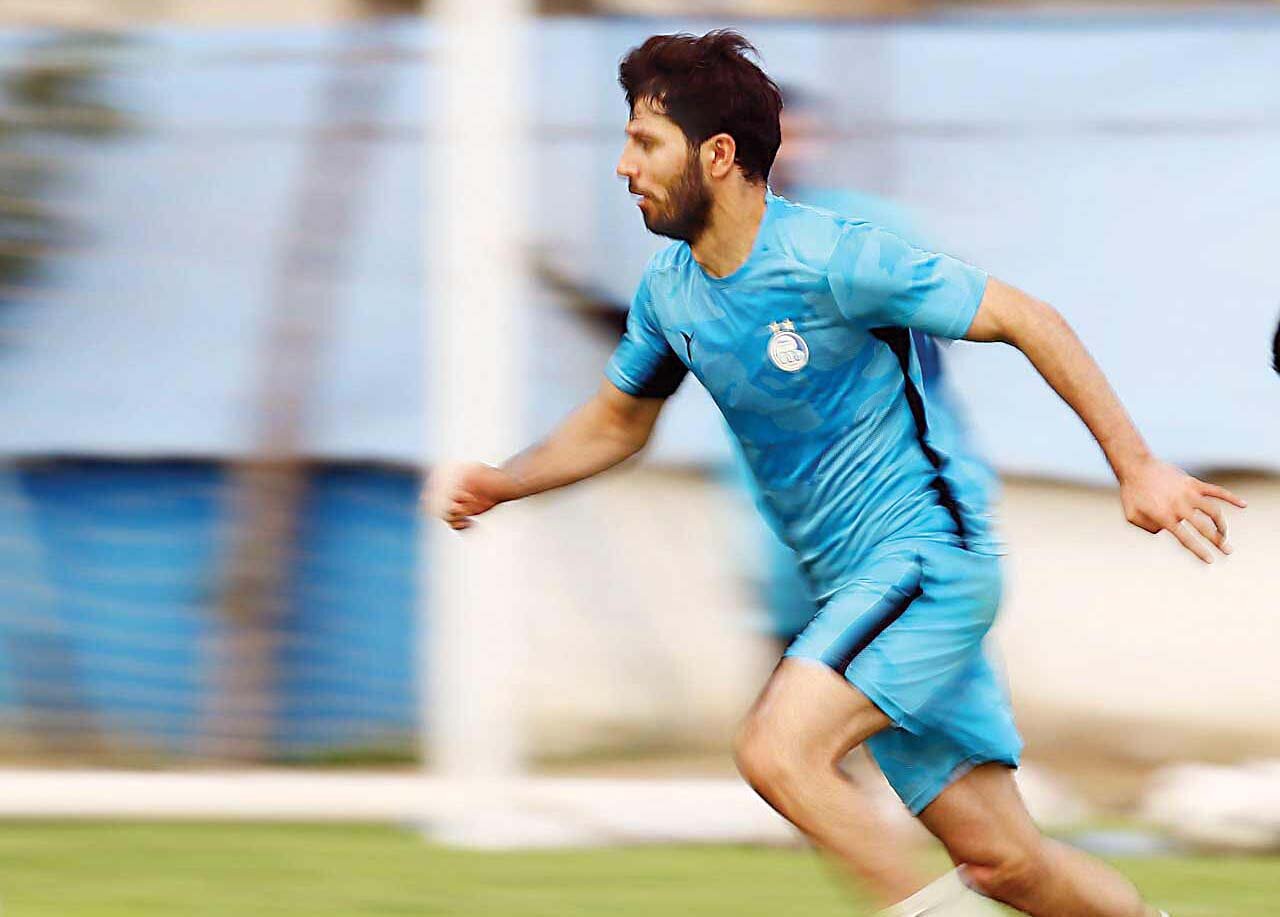 توافق استقلال با یک ستاره برای ادامه فصل | آبی‌ها با این اقدام قید شکایت را می‌زنند