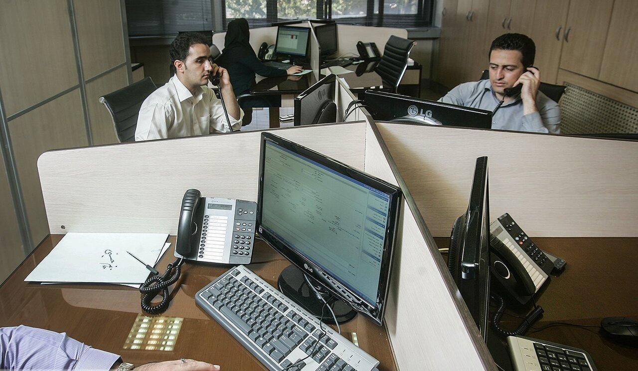 خبر مهم برای کارمندان دولتی‌ و خصوصی‌ | سقف معافیت مالیاتی مشخص شد | جزئیات پلکانی شدن مالیات در مبالغ بالاتر