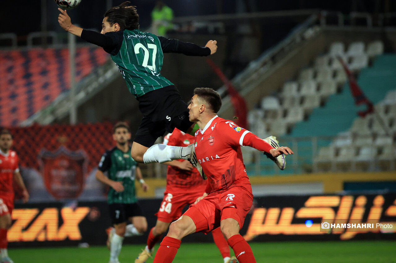 دلیل بیانگیزگی خارجیهای پرسپولیس | علیپور چه کار کرده که ۱۰۰ میلیارد میخواهد؟ دلیل بیانگیزگی خارجیهای پرسپولیس | علیپور چه کار کرده که ۱۰۰ میلیارد میخواهد؟
