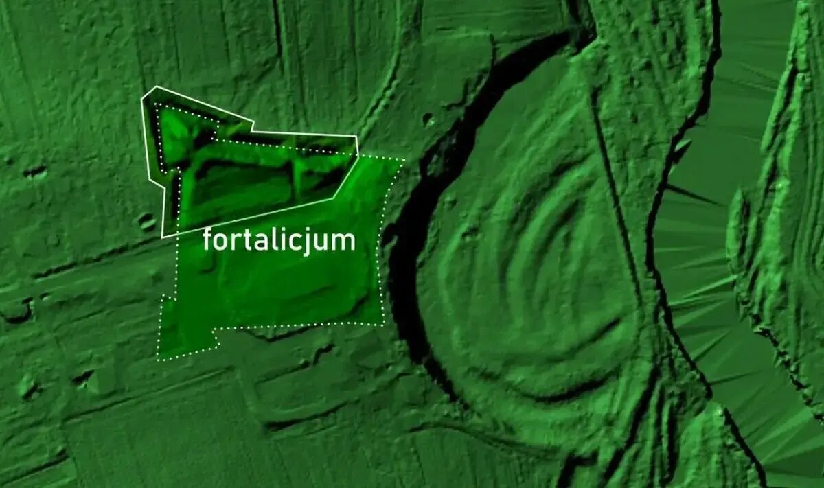 شناسایی دژ ۳۰۰ سالهای که در جنگل پنهان شده بود! شناسایی دژ ۳۰۰ سالهای که در جنگل پنهان شده بود!