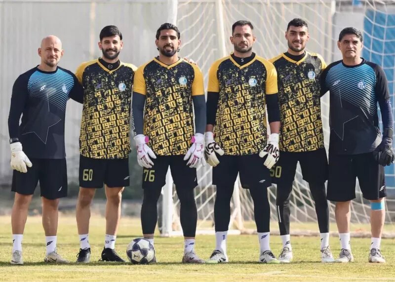 مربی گلرهای استقلال هم خداحافظی کرد