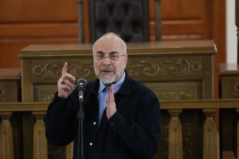 قالیباف صریح و قاطع آمریکا را تهدید کرد | پیام مهم خطاب به ترامپ برای نگرفتن تصمیم غلط قالیباف صریح و قاطع آمریکا را تهدید کرد | پیام مهم خطاب به ترامپ برای نگرفتن تصمیم غلط