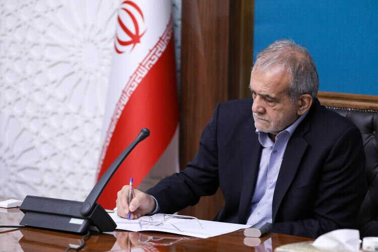 کمک ۵ میلیارد تومانی پزشکیان برای آزادی زندانیان