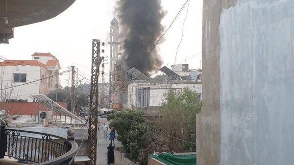 جزغاله شدن خودرو بعد از حمله پهپاد + ویدئو | پرواز پهپاد بر فراز آسمان قبل از حمله