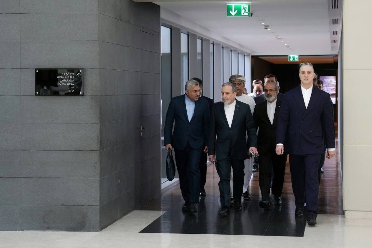 حرکت عراقچی و هیات همراه به دور دوم مذاکرات مسقط | ببینید