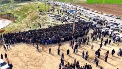 حضور شگف‌ انگیز کردها در خاکسپاری نوجوان بلوچ  + فیلم