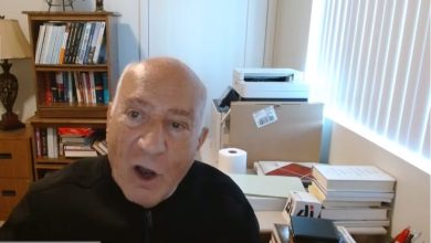 رهبران دنیا به پای آقای خمینی صف می‌کشیدند اما ... | ویدئو