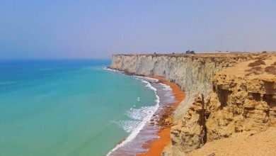 ساحل کمب چابهار ؛ تراس طبیعی رو به دریای عمان + ویدئو ساحل کمب چابهار ؛ تراس طبیعی رو به دریای عمان + ویدئو