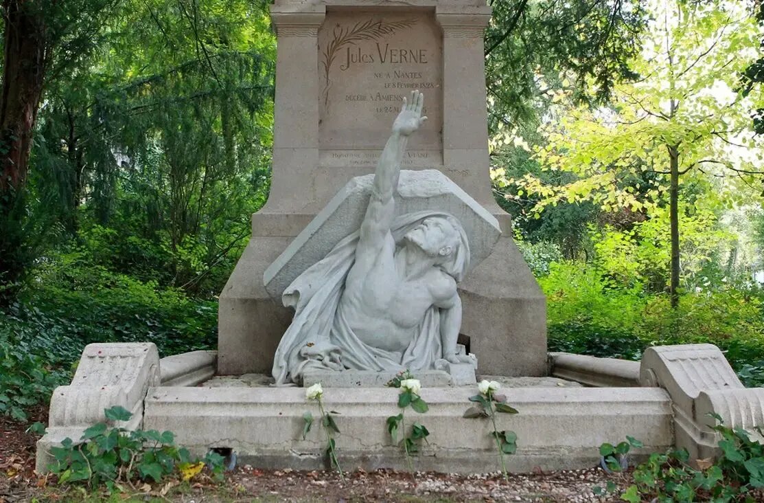 عجیب‌ترین آرامگاه‌های دنیا و داستان پشت آن‌ها | عکس