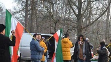 غذای مجانی برای تجمع سلطنت‌طلب‌ها! | ویدئو