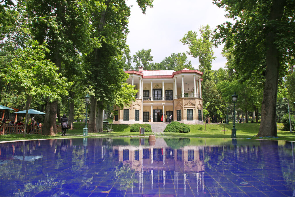 نیاوران در امن و امان | ماجرای تخلیه کاخ نیاوران چه بود؟ نیاوران در امن و امان | ماجرای تخلیه کاخ نیاوران چه بود؟