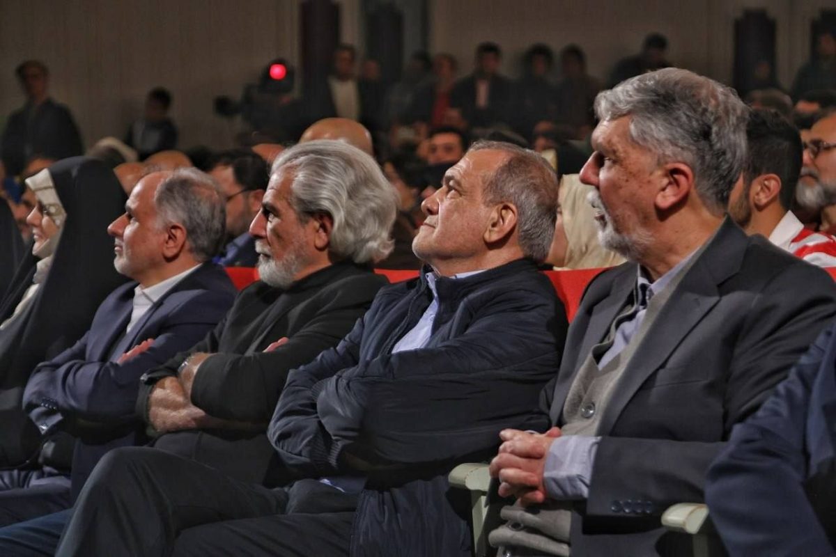 پزشکیان : بسیاری از شب‌ها به خاطر این وضعیت کشور، خواب ندارم | چاره‌ای جز اینکه بمانیم و مملکت را بسازیم نداریم | ببینید