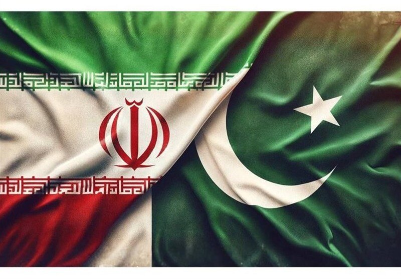 فرمانده ارتش پاکستان وارد ایران شد فرمانده ارتش پاکستان وارد ایران شد