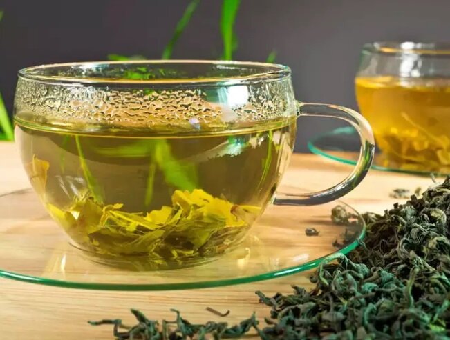 با نوشیدن چای سبز چه اتفاقی برای فشار خون میافتد؟ با نوشیدن چای سبز چه اتفاقی برای فشار خون میافتد؟