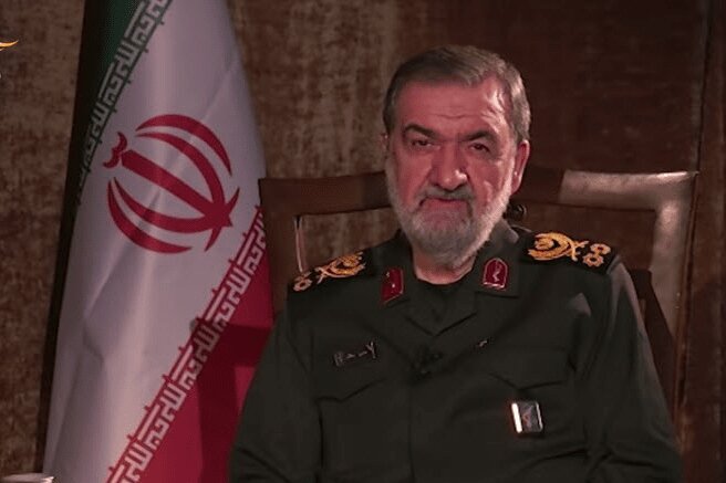 محسن رضایی: تأکید رهبر انقلاب بر بدعهدی آمریکا هشداری روشن برای مذاکرهکنندگان است محسن رضایی: تأکید رهبر انقلاب بر بدعهدی آمریکا هشداری روشن برای مذاکرهکنندگان است