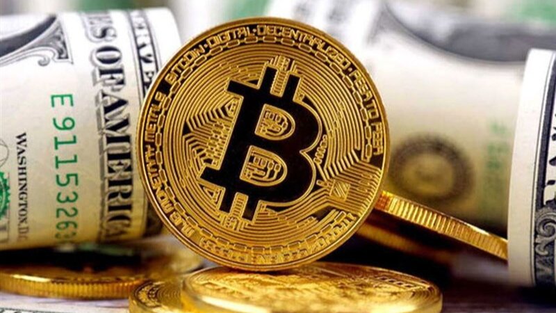 بیت‌کوین از مرز ۷۷ هزار دلار عبور کرد