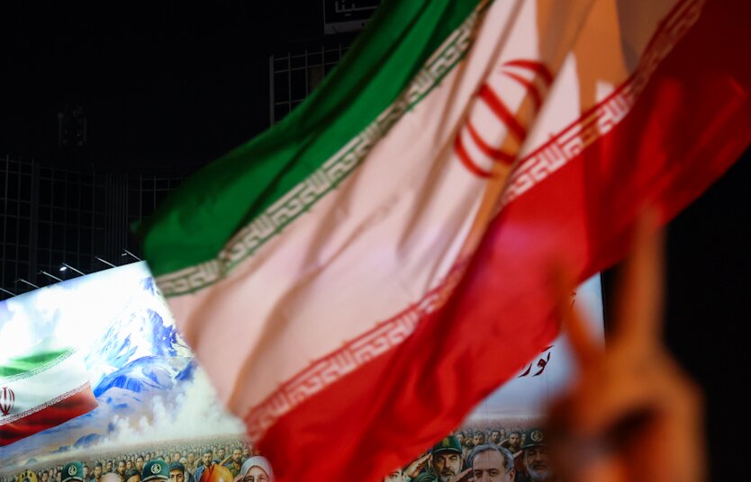 دیگر پرچمی در بازار نبود که بخریم! | ویدئو
