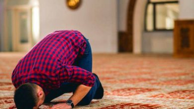 نحوه خواندن نماز ذی الحجه چگونه است؟ + عکس نماز