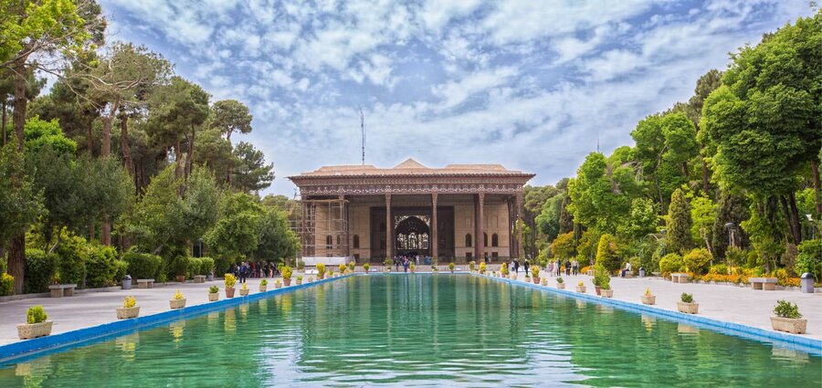 ببینید؛ کاخ چهلستون اصفهان، ۹۹ سال قبل + عکس ببینید؛ کاخ چهلستون اصفهان، ۹۹ سال قبل + عکس
