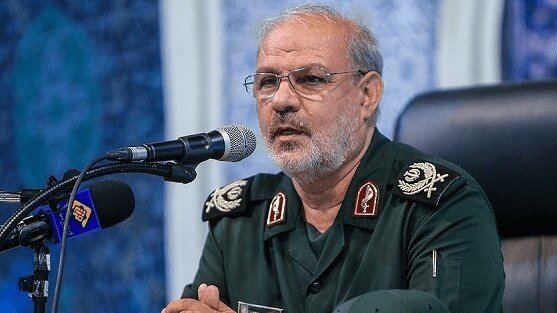 مقام ارشد سپاه: انگلیس در صورت ادامه همراهی با آمریکا هدف مشروع ما خواهد بود مقام ارشد سپاه: انگلیس در صورت ادامه همراهی با آمریکا هدف مشروع ما خواهد بود
