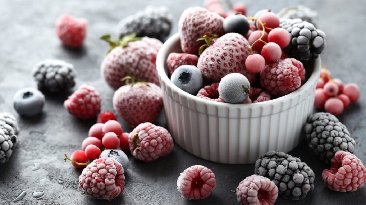 این میوههای تابستانی را بهتر است منجمد بخورید این میوههای تابستانی را بهتر است منجمد بخورید