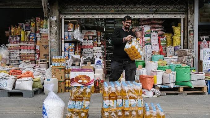 برنج ، گوشت و روغن چقدر گران شدند؟ | گزارش فصلی مرکز آمار از تورم کالاهای اساسی + جدول