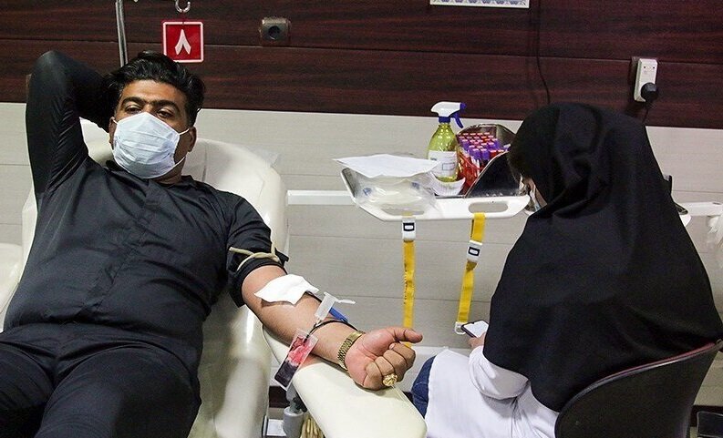 موج همدلی جنوبیها برای اهدای خون بدون فراخوان | معاون اجتماعی سازمان انتقال خون: مجروحان حملات جنوب به خون نیاز دارند، اما ذخایر کافی است موج همدلی جنوبیها برای اهدای خون بدون فراخوان | معاون اجتماعی سازمان انتقال خون: مجروحان حملات جنوب به خون نیاز دارند، اما ذخایر کافی است