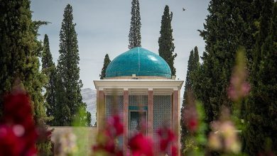 آرامگاه سعدی در شیراز، حدود ۱۱۱ سال قبل + عکس