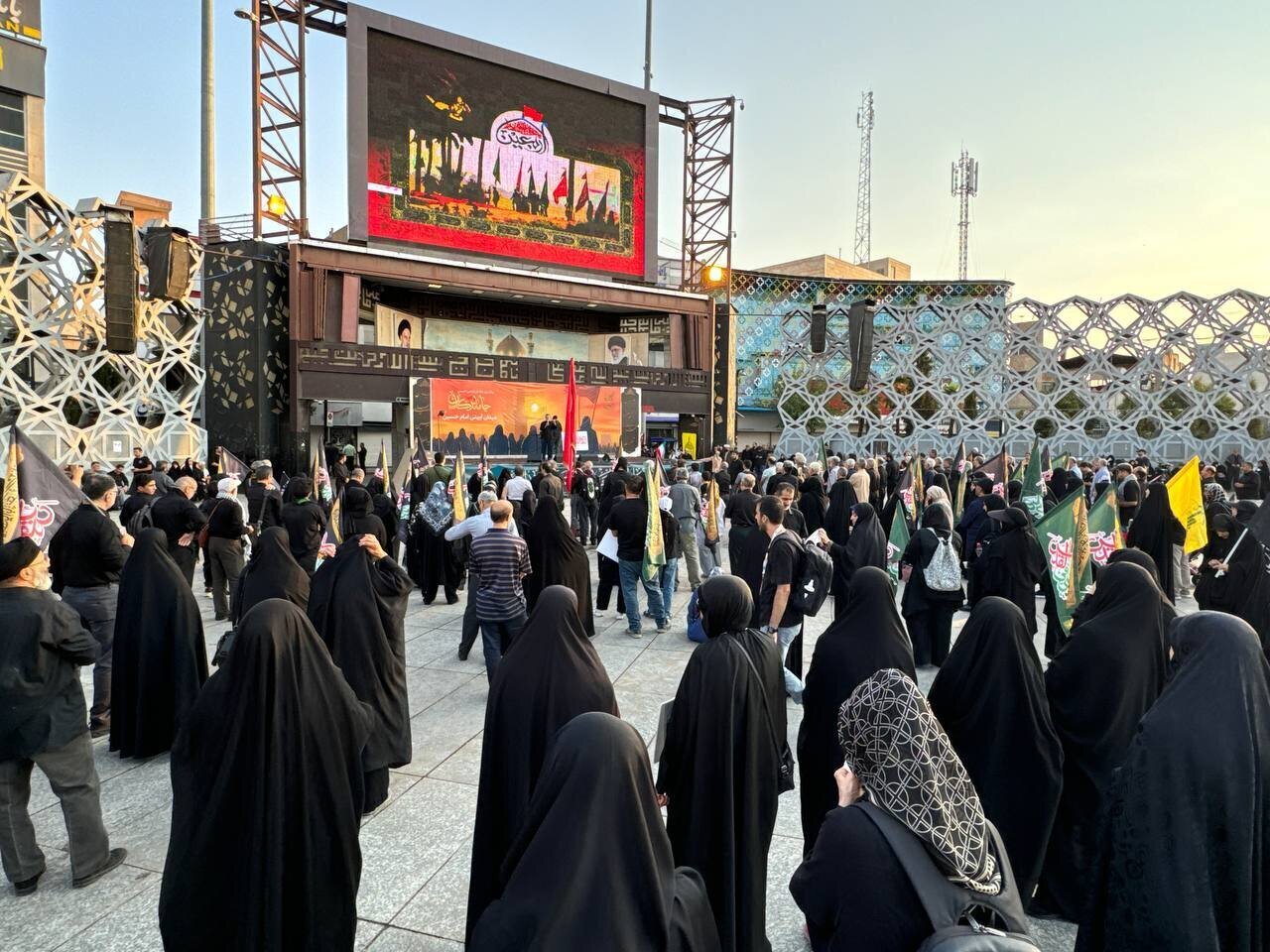 تمهیدات ویژه اورژانس تهران برای جاماندگان اربعین | مسیر و ساعت مراسم پیادهروی اعلام شد تمهیدات ویژه اورژانس تهران برای مراسم جاماندگان اربعین | مسیر و ساعت مراسم پیادهروی اعلام شد