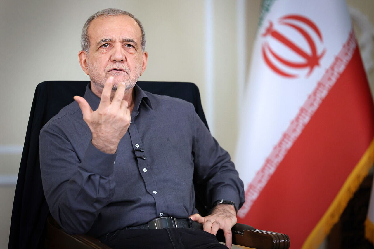 پزشکیان: همسایگان ما اجازه ندادند اغتشاشگران وارد کشور شوند | مبلغ کالابرگ را افزایش میدهیم پزشکیان: همسایگان ما اجازه ندادند اغتشاشگران وارد کشور شوند | مبلغ کالابرگ را افزایش میدهیم